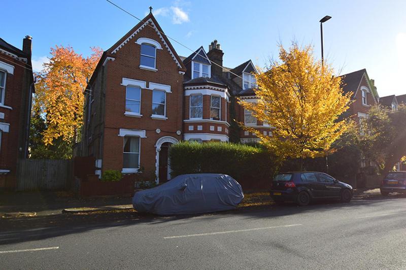 2 Bedroom Top Floor Flat, West Dulwich Free Street Parking London Ngoại thất bức ảnh
