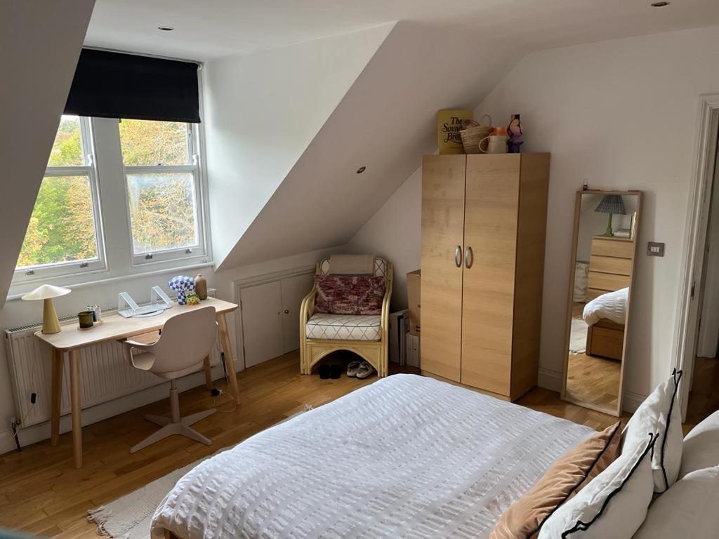 2 Bedroom Top Floor Flat, West Dulwich Free Street Parking London Ngoại thất bức ảnh
